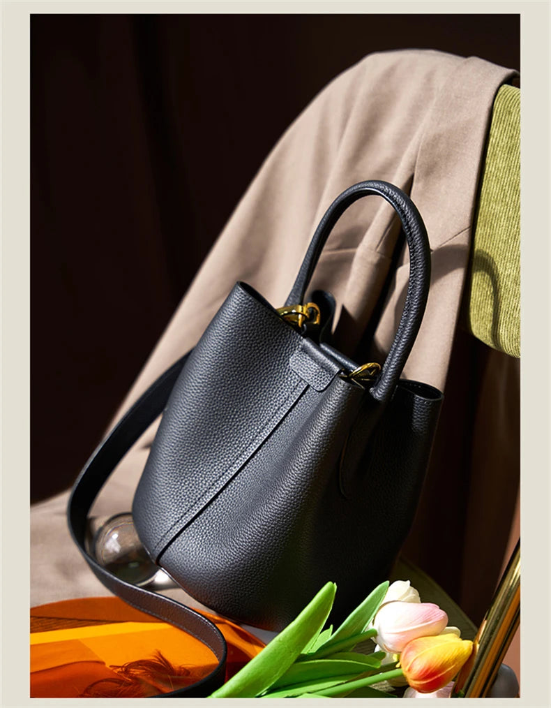 Hifashion Cowhide Genuine Leather Bucket Small Shoulder Bags For Women 2025 Luxury Designer Crossbody Purse Tote Ladies Handbags