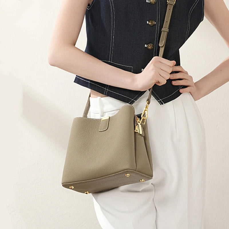 Hifashion 100% Cow Genuine Leather Bucket Shoulder Crossbody Bags For Women 2025 Luxury Designer Wide Strap Tote Ladies Handbags