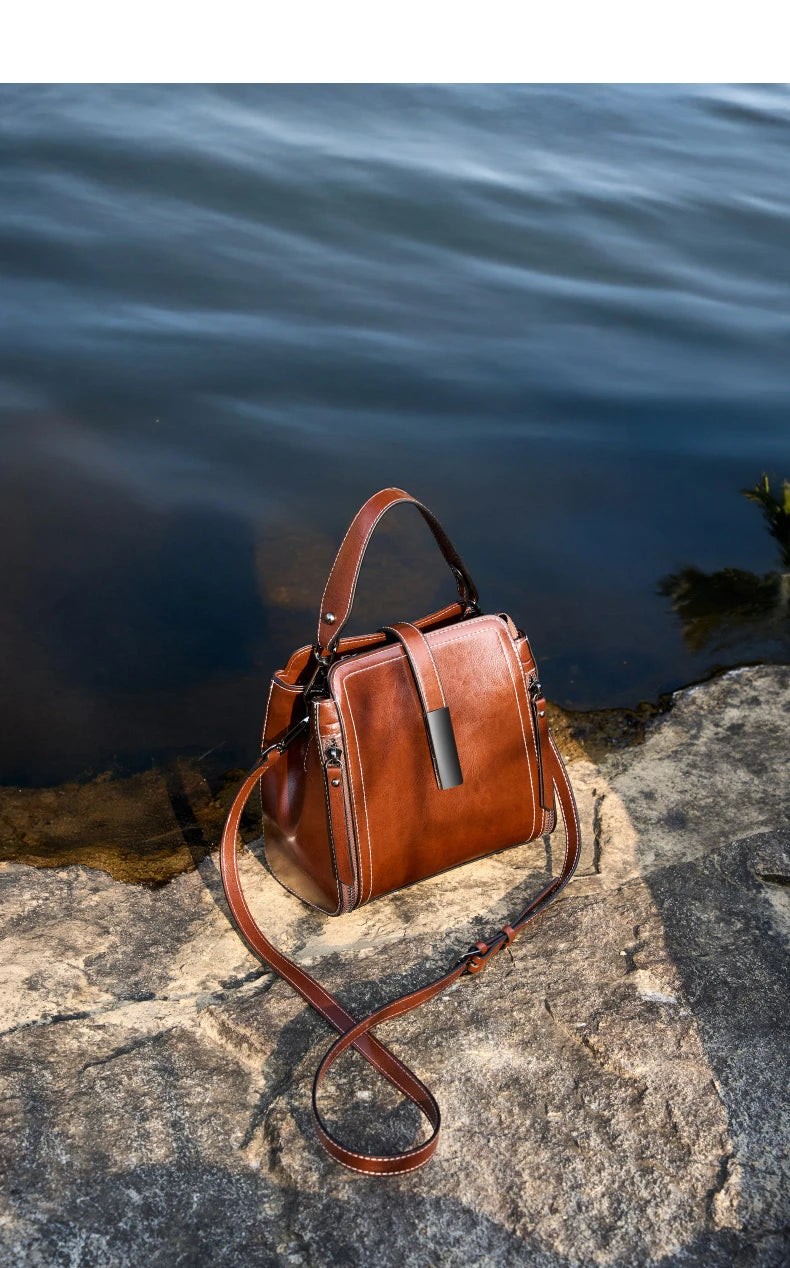 Hifashion Vintage Cow Genuine Leather Small Shoulder Bags For Women 2025 Luxury Designer Crossbody Purses Bucket Ladies Handbags