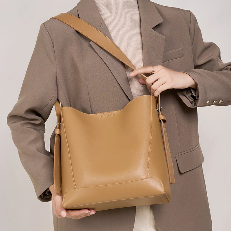 Hifashion Trendy Cow Genuine Leather Bucket Shoulder Bags For Women 2025 Luxury Designer Shopping Work Crossbody Ladies Handbags