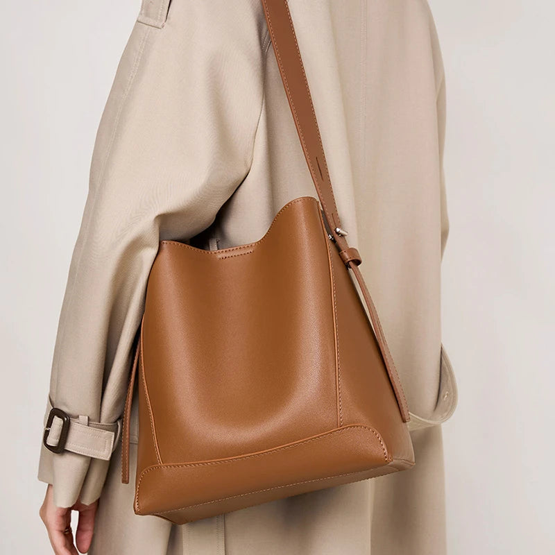 Hifashion Trendy Cow Genuine Leather Bucket Shoulder Bags For Women 2025 Luxury Designer Shopping Work Crossbody Ladies Handbags