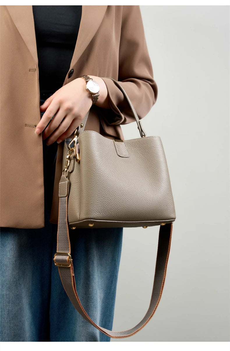 Hifashion Vintage Cow Genuine Leather Small Shoulder Bags For Women 2025 Luxury Designer Crossbody Purses Bucket Ladies Handbags